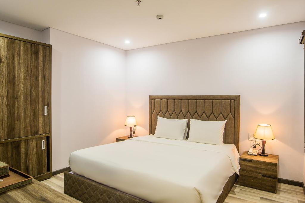 Sea Light Hotel: Trải Nghiệm Nghỉ Dưỡng Đẳng Cấp tại Đà Nẵng