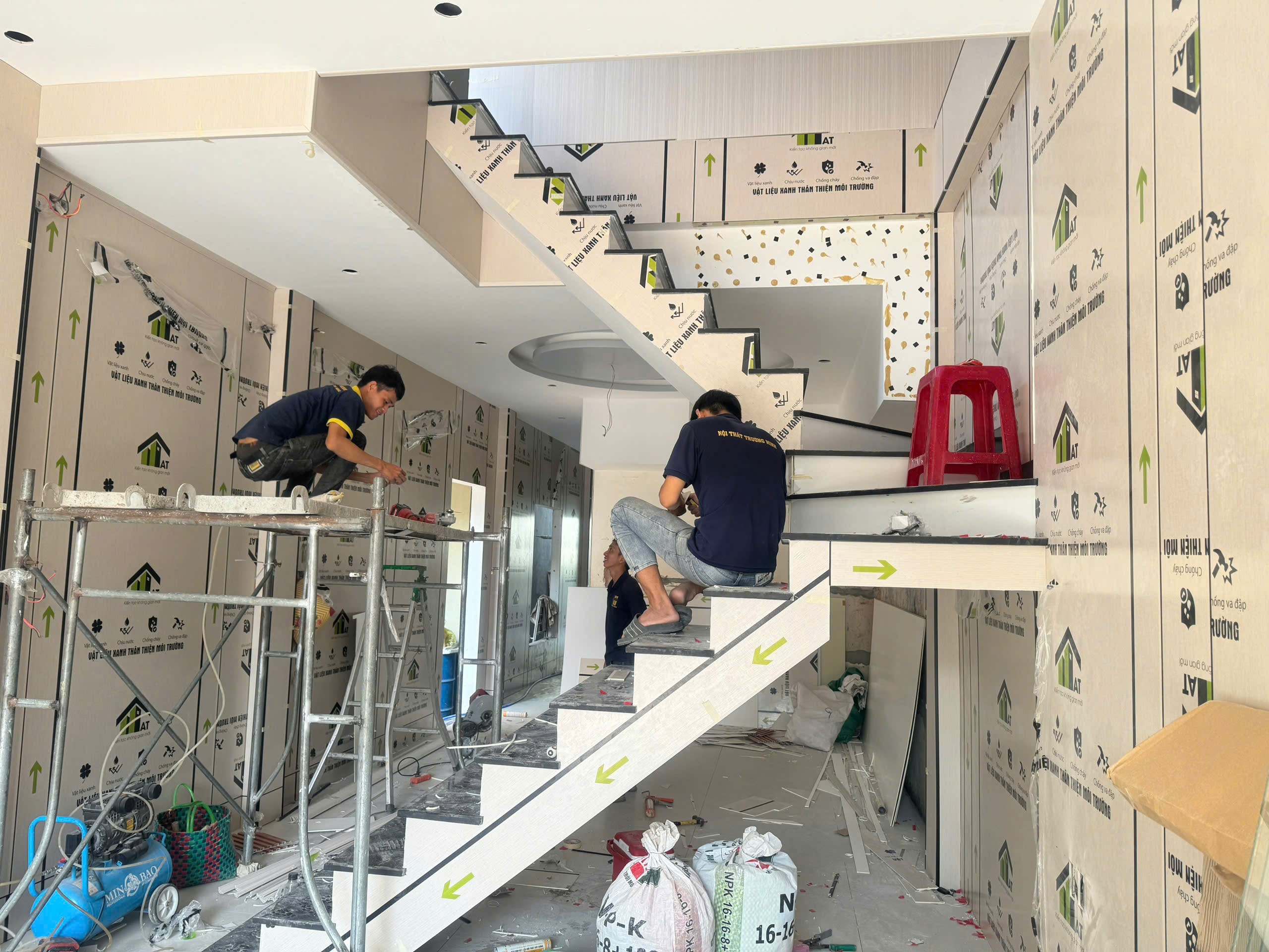 Era Hotel đổi mới diện mạo nhờ tấm nhựa Nano do Nội thất Tân Trường Minh cải tạo